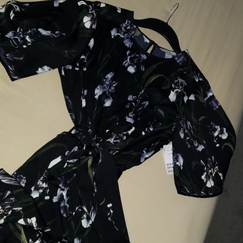 Jumpsuit w/pockets and open back